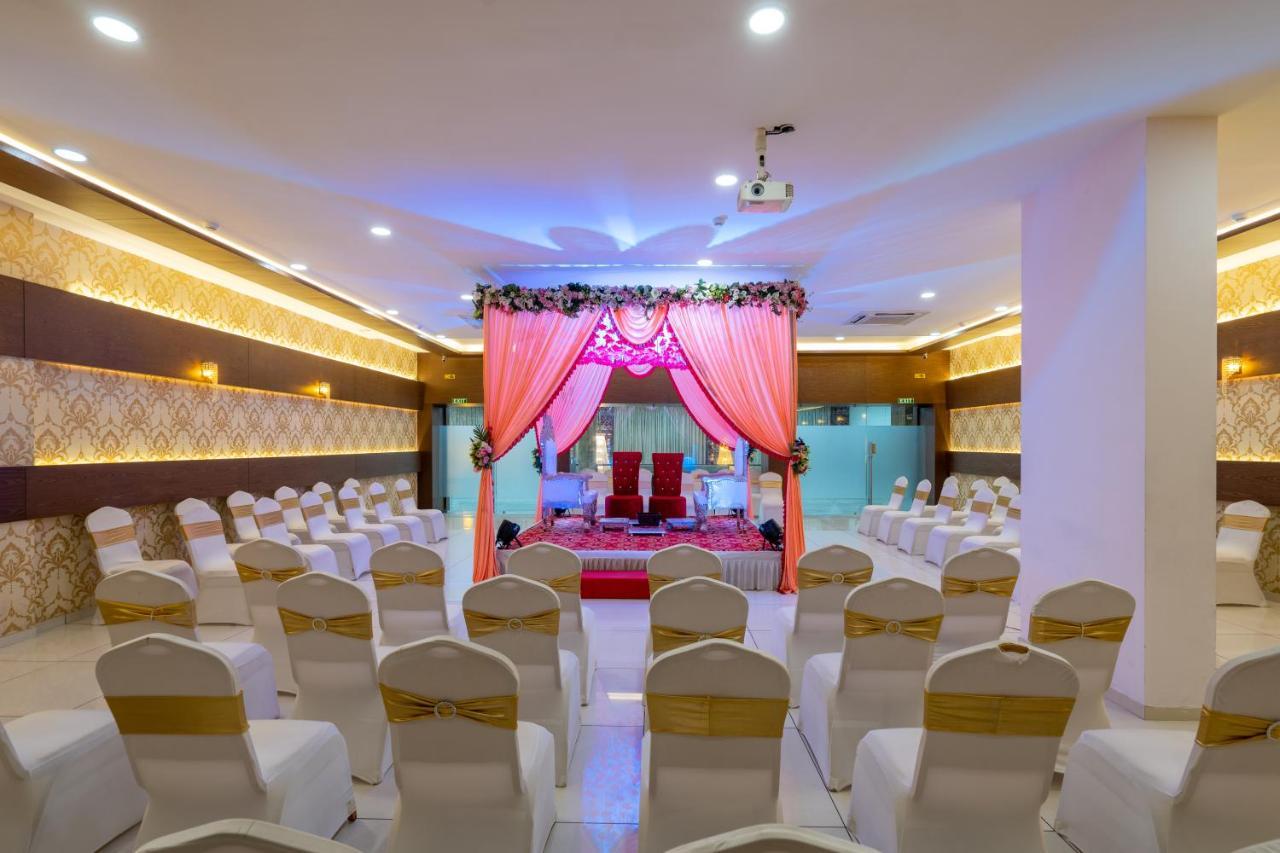Jalashray Resort Nadiad Экстерьер фото